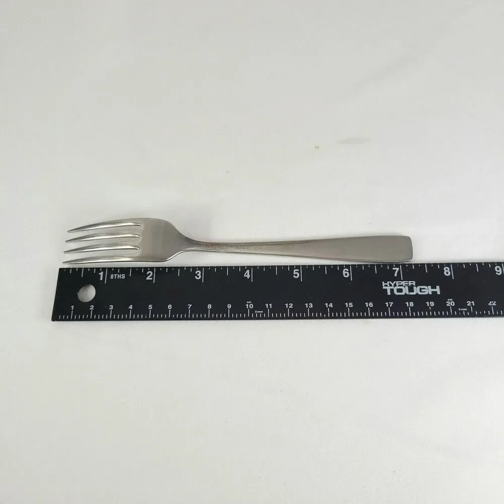 Oneida Satin Accent Stainless USA Flatware Set 4 Dinner Forks 7 3/8